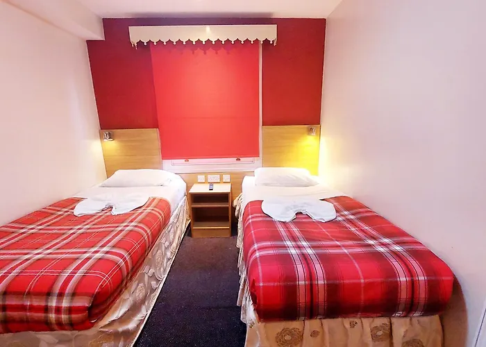 Carlton Hotel